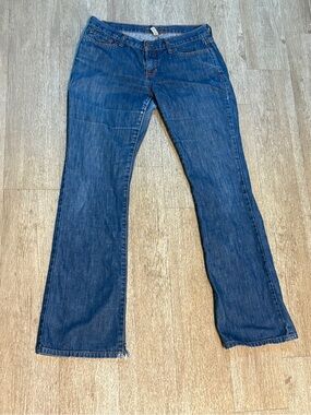 ABERCROMBIE & FITCH BLUE EMMA FLARE JEANS SIZE 6R
